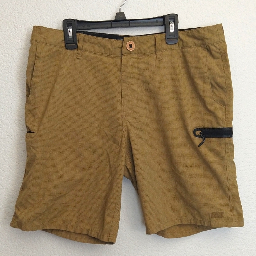 Salty Crew Men's  Brown Khaki Hybrid Shorts Size 33 Zipper Pockets